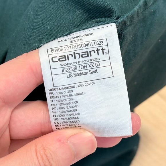 Carhartt WIP Men’s Long Sleeve Madison Button Down Shirt - Picture 4 of 6